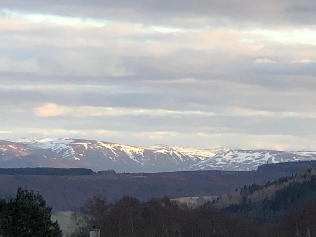 Highland Cabin - Relaxing Hot Tub Inverness Bagian luar foto